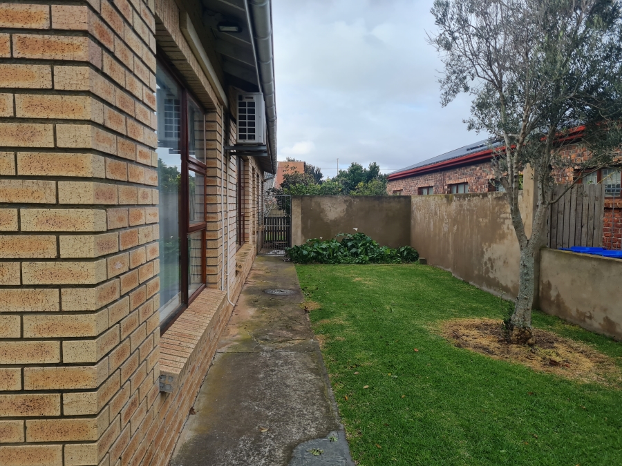 3 Bedroom Property for Sale in Noorsekloof Eastern Cape